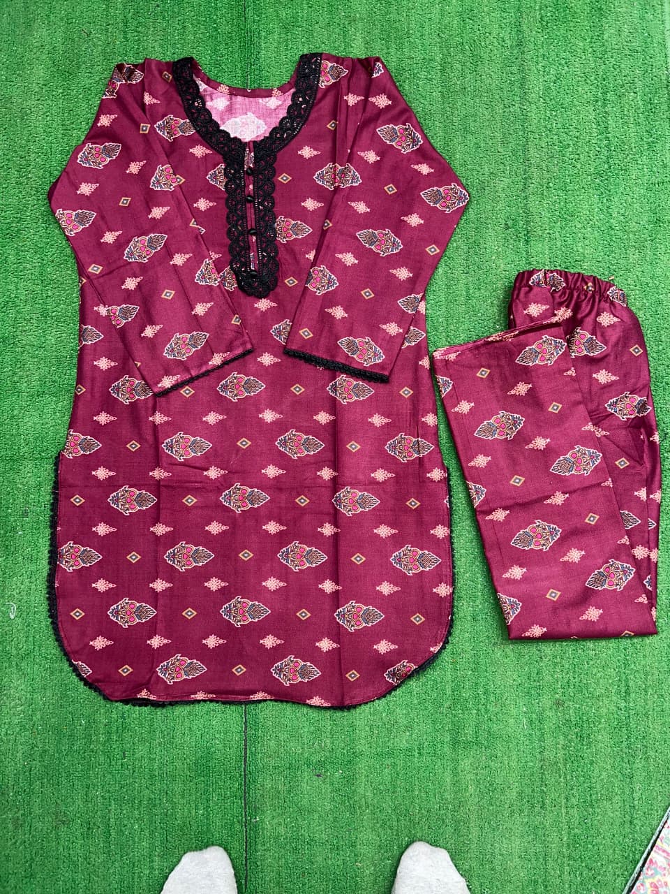 Premium Multi-Color Floral Printed Lawn 2-Piece Summer Suit for Women – Stylish Casual Wear