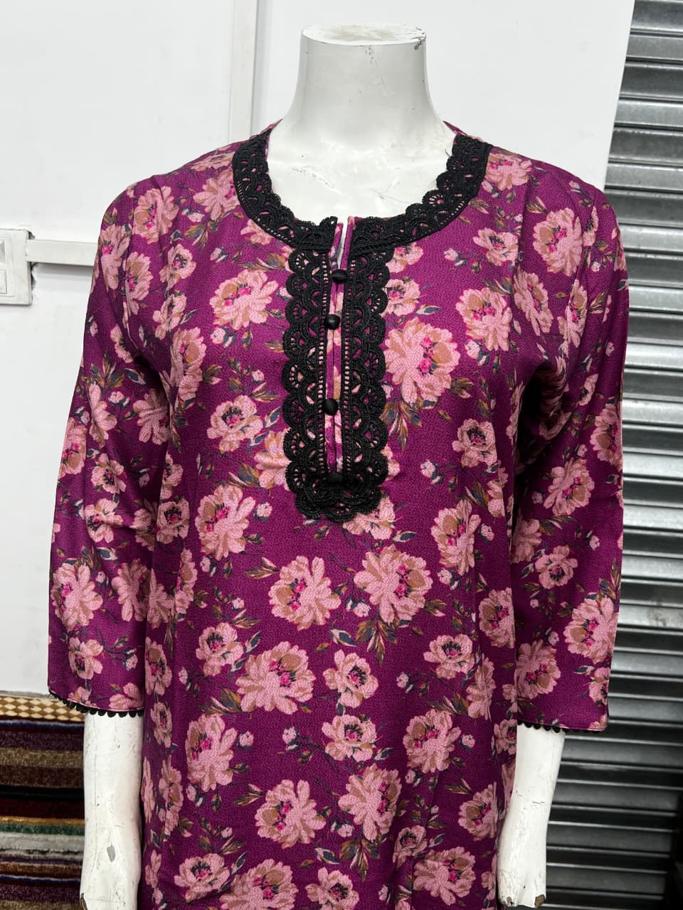 Premium Multi-Color Floral Printed Lawn 2-Piece Summer Suit for Women – Stylish Casual Wear